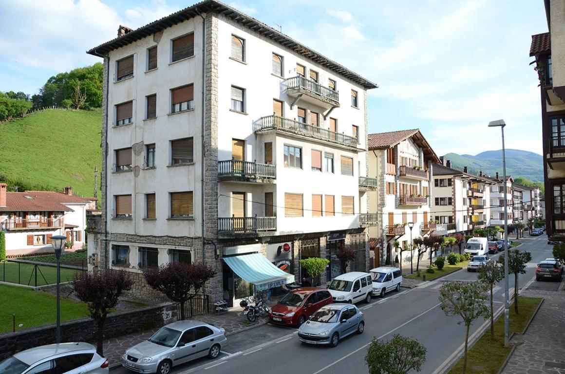 Apartamentos Elizondo Exterior photo